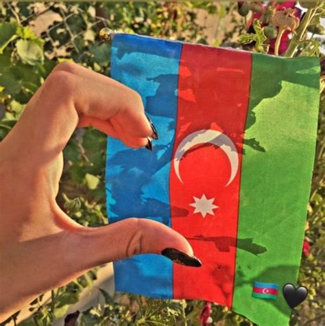 Bayraqım canım🇦🇿♥️💪🏻 | Book making, Emoji wallpaper, Azerbaijan flag