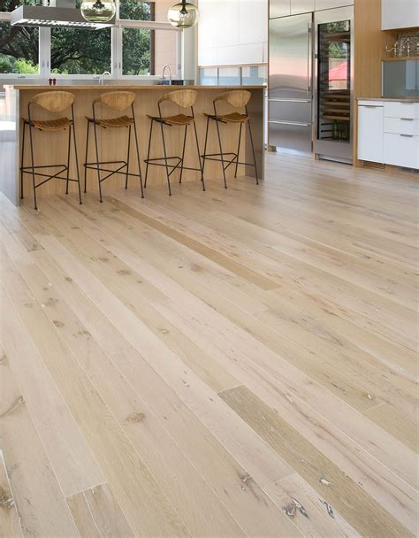 Natural White Oak Wood Flooring - Photos Gallery | Recent Hardwood Flooring Projects : Wood is a ...