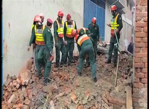 Rain wreaks havoc as roof collapse kills four brothers in Shahkot - Pakistan - Dunya News