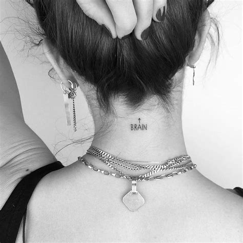 TỔNG HỢP NHỮNG HÌNH XĂM ĐẸP VÀ QUYẾN RŨ CHO VÙNG CỔ CỦA BẠN - Rio Tattoo Studio