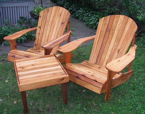Made with reclaimed cedar - Could I do this with all that wood? The ultimate DIY | Adirondack ...