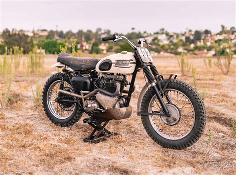 SLED HEAD: 1959 Triumph TR6 ‘Desert Sled’ by Paul Hartman. - Pipeburn