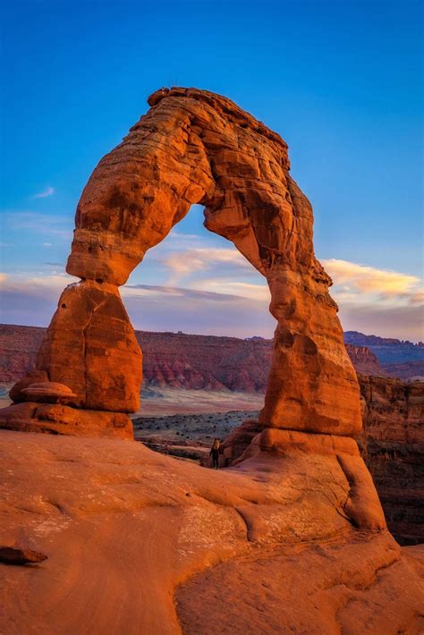 Delicate Arch Hike • 12 Things To KNOW For The Trail (2023)