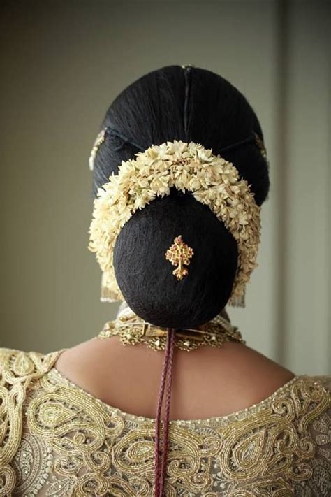 South Indian Bridal Bun Hairstyles Perfect For Your Wedding - Ethnic ...