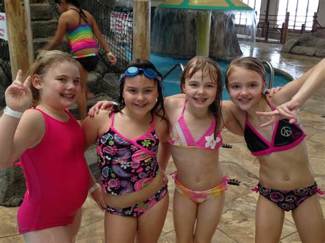 Mrs. Johnson's Little Prowlers: Christmas Party at the Waterpark?? Yes please!!!