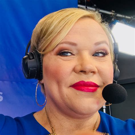 Holly Rowe Biography, boyfriend, married, house, salary, net worth, TV ...