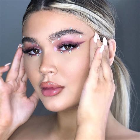 madi on Instagram: “@euphoria x maddy 🦋 video on this look is on my ...