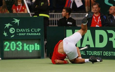 Djokovic has played an injury! - Novak Djokovic Photo (15661633) - Fanpop