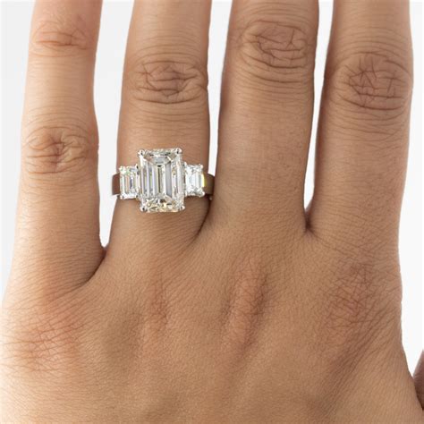 5 carat three stone radiant cut diamond ring - partiesmery