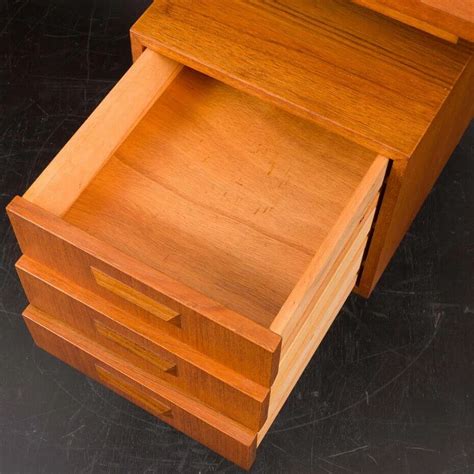 L-shaped teak desk with sideboard in Arne Vodder style, 1970s | intOndo
