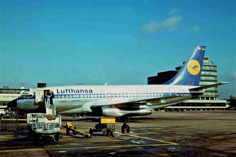 Cabin Pressure: The Hijacking of Lufthansa Flight 181 in International ...