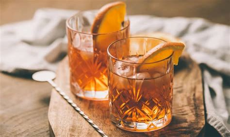 Manly Cocktails: 9 Mixed Drinks Every Man Must Try Once | Good whiskey drinks, Whiskey drinks ...