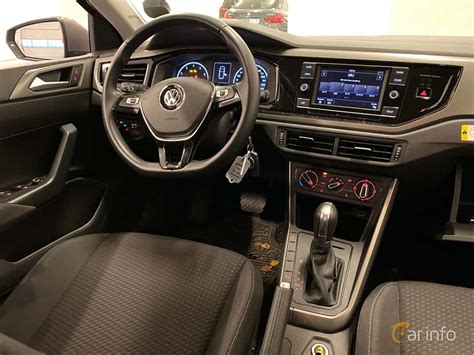 Interior of Volkswagen Polo 1.0 TSI BlueMotion DSG Sequential, 95ps, 2019