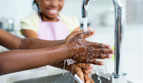 Kids Washing Hands