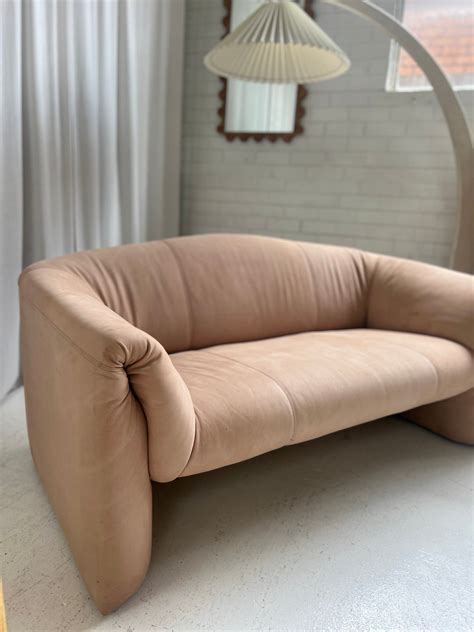 Vintage Leather Sofa – Curated Spaces