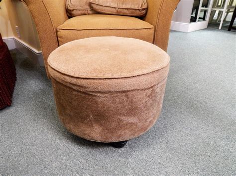 Modern Round Footstool - Southern Comforts Fine Furniture Consignments, Inc.