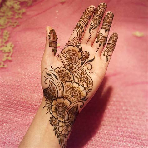 Simple Mehndi Designs For Left Hand Fingers - Design Talk