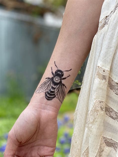 Big Bee Temporary Tattoo Honey Bee Bumble Bee Tattoo - Etsy