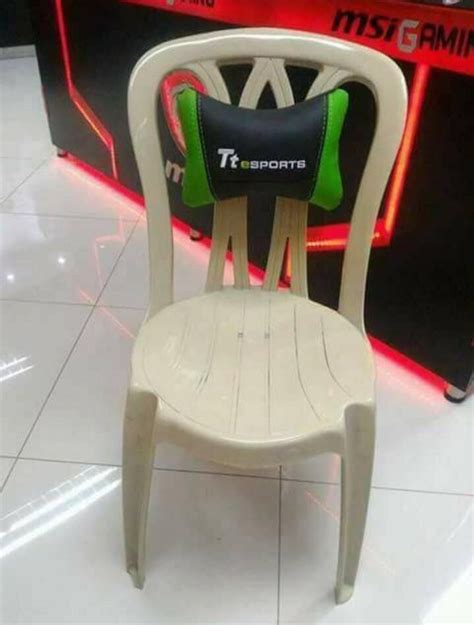 Pokimane Gaming Chair