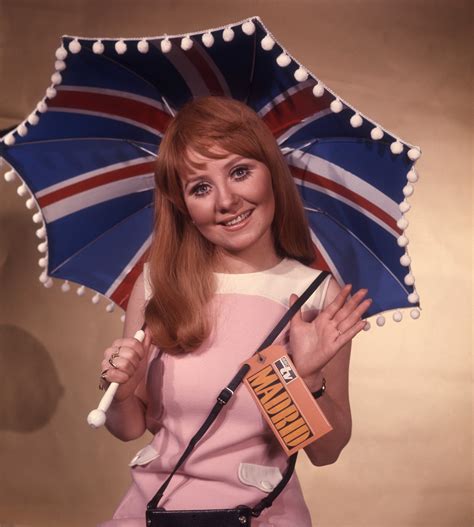 Scots singer Lulu looks unrecognisable in pictures of Eurovision appearance 52 years ago | The ...