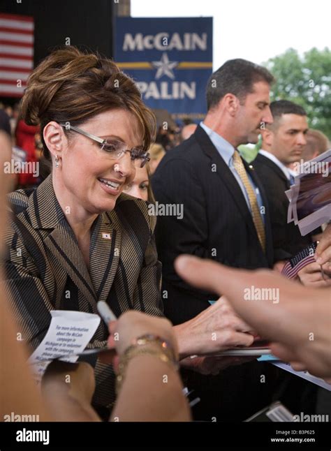 Sarah Palin Campaigns for Vice President Stock Photo - Alamy