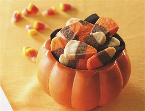 Candy Corn Cookies Recipe | DIRECTIONS: 1 pouch (1 lb 1.5 oz… | Flickr