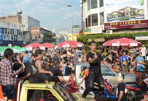 Songkran in Chiang Mai – The worlds greatest water fight