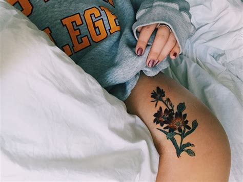 In Bloom // Spilt Milk Tattoo (Instagram: @skarlstad) | Bikini tattoo, Tattoos, Flower tattoo