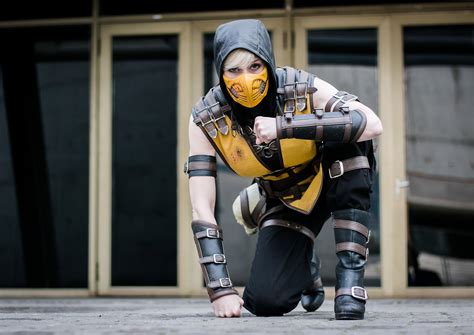 Marie_Claude_Bourbonnais_MKX_Scorpion_Cosplay - Marie-Claude Bourbonnais