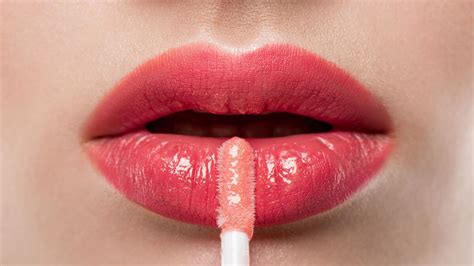 Beauty-Trend 2023: Das ist der beste Lip-Plumper von Amazon für volle Lippen - unter 10 Euro