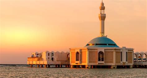 Al Rahma Mosque: The Floating Mosque In Jeddah, Saudi Arabia