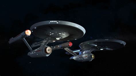 The TOS Enterprise and the DSC Enterprise in a fantastic piece of work found on Deviantart ...