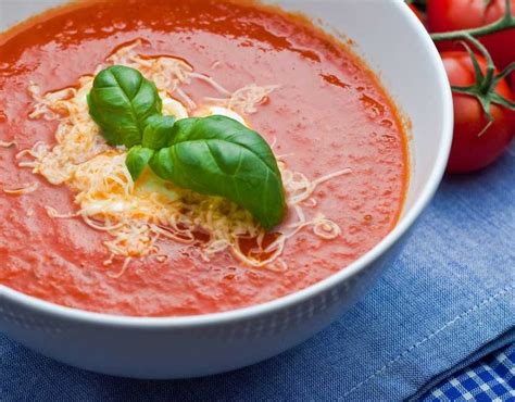Homemade Tomato Soup Recipe