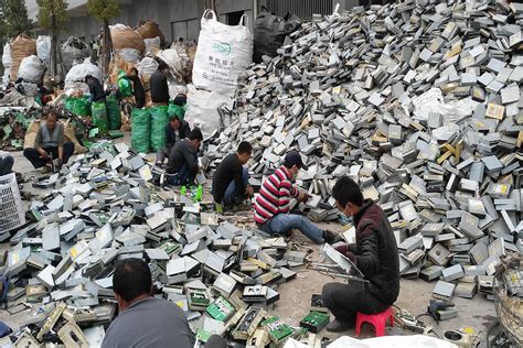 Gadget boom sees e-waste in Asia spike 63 per cent in 5 years | New ...