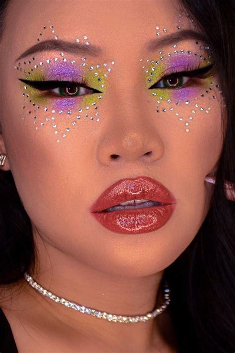 30+ Best Bright Eyeshadow Looks : Shimmery Pink & Yellow