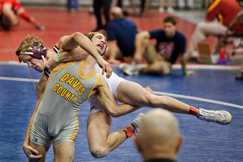 2011 Iowa High School State Wrestling Tournament | Iowa Sports Photography » ZTS PHOTO