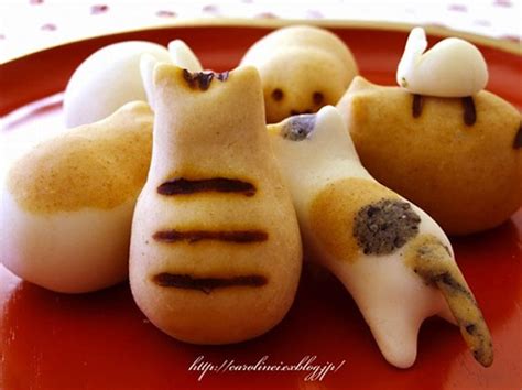 Adorable Cat-Shaped Sweets Inspired By My Cat Apelila | Bored Panda