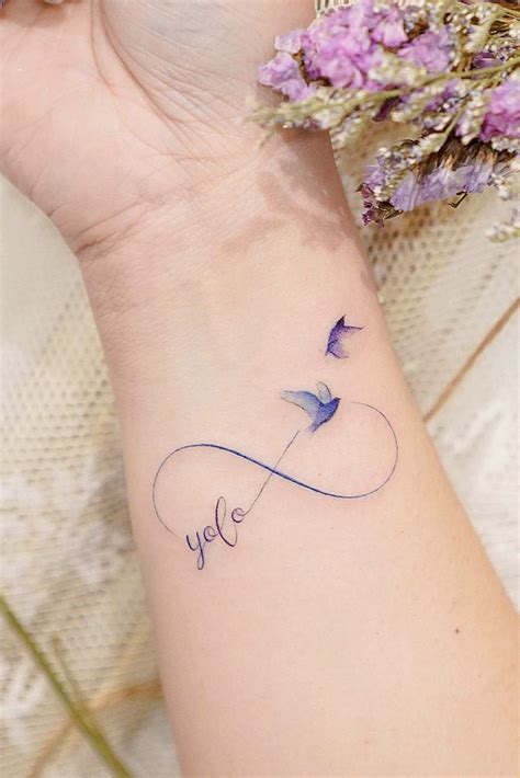 33 Delicate Wrist Tattoos For Your Upcoming Ink Session