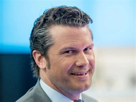 Pete Hegseth's Hair: Did He Cut It? - Celebwig