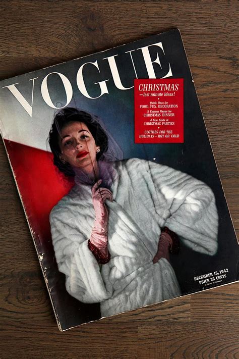 One-of-a-Kind Vintage Vogue Magazine (With images) | Vintage vogue, Vogue magazine, Vogue ...