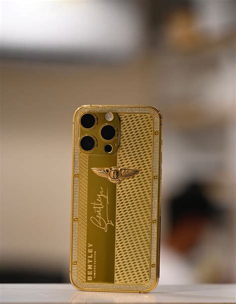 Collection of Iphone 13 Pro Max - 24kt Gold - Limited Edition – Paris ...