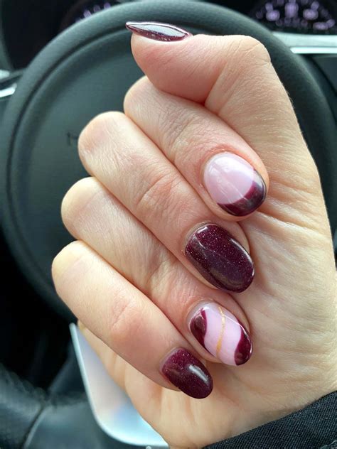 Burgundy Dark Red Nails Design With Gold – Vibrant Guide