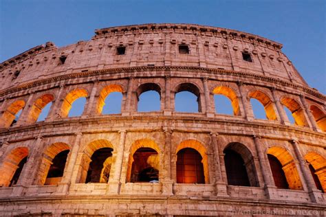 Visiting the Colosseum at Night - An American in Rome