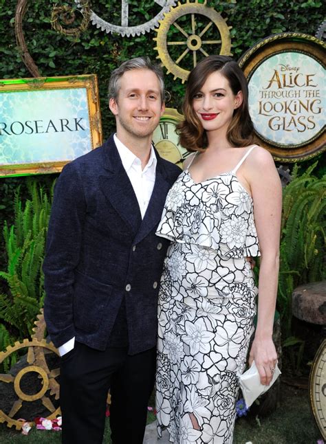 Anne Hathaway and Husband on Red Carpet May 2016 | POPSUGAR Celebrity