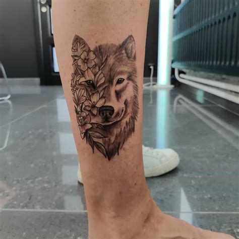 Top 49 Best Small Wolf Tattoo Ideas – [2020 Inspiration Guide] | LaptrinhX / News