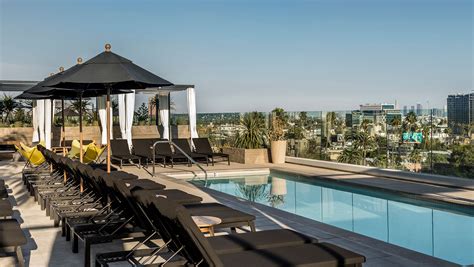 Los Angeles Hotel Rooftop Pool + Deck | The Kimpton Everly Hotel