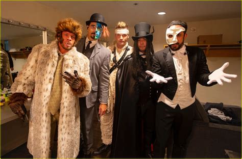 The Backstreet Boys Dressed Up in Their Classic 'Everybody' Costumes for Halloween!: Photo ...