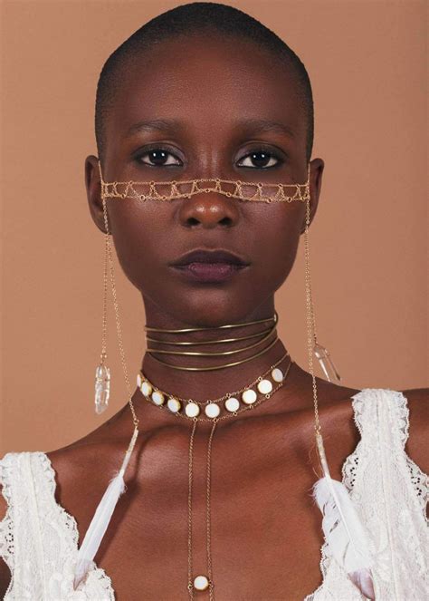 Pyramid – Face Chains – Goldish | Beauty, Black women, Women
