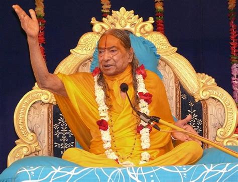 Jagadguru Shree Kripalu ji Maharaj – About – Bhagavad Gita, The Song of God – Swami Mukundananda