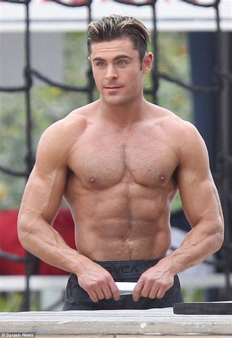 Zac Efron Workout Routine To Get Jacked: How He Went From Scrawny To ...